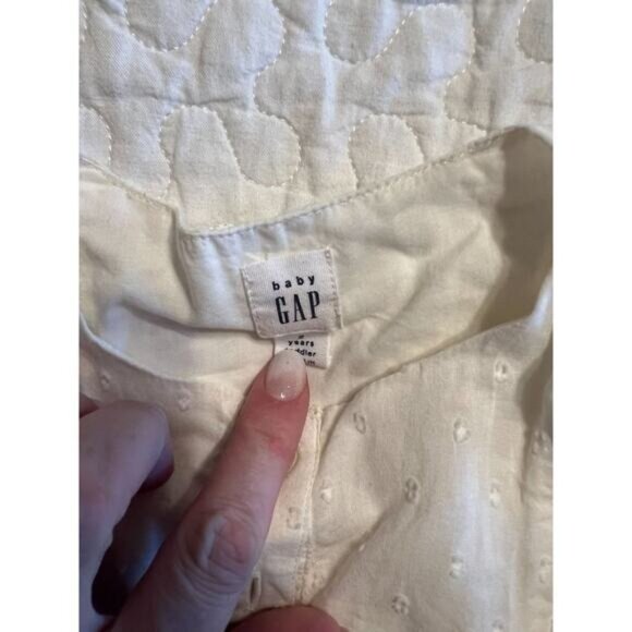 Baby GAP Swiss Dot Eyelet look Top Toddler Girls Size 2 Beige Off White - Picture 3 of 3